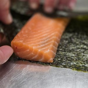 Gravlax z polędwicy łososia z nori