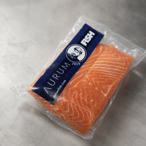 Świeży filet z łososia atlantyckiego – porcja ok. 300 g, bez przypraw